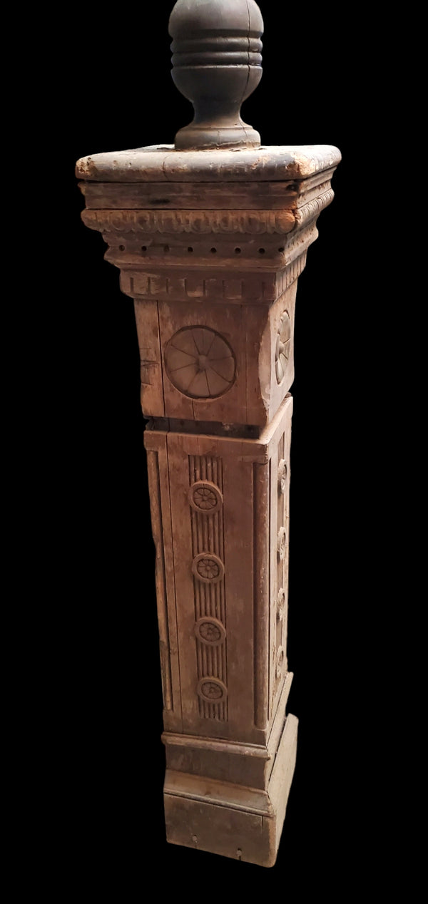 Carved Eastlake Newel Post GAM0281