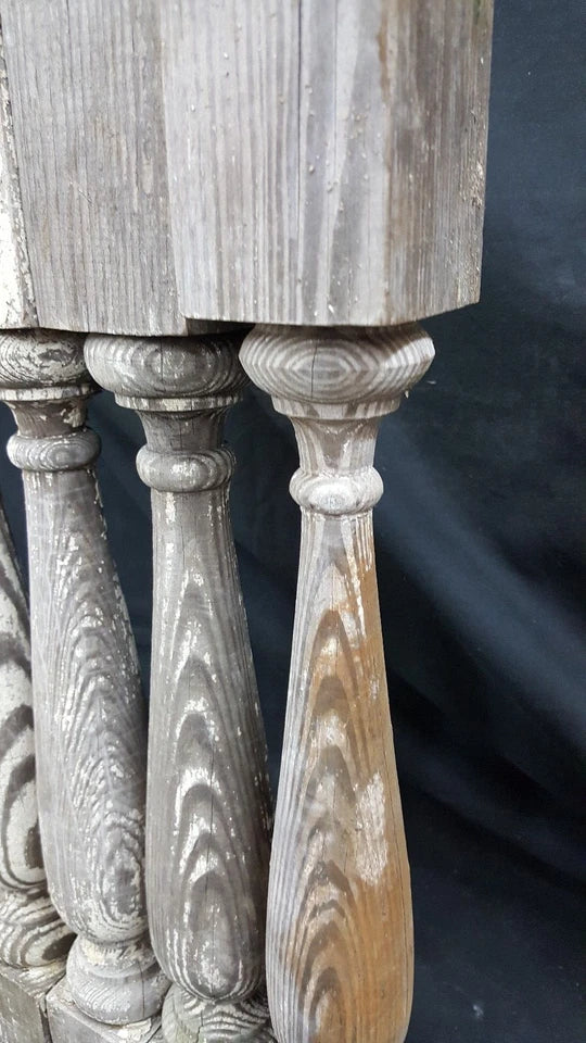 4 Wooden Spindle / Balusters  with Sharp Wood Grain 20" x 2 1/4" GS00457